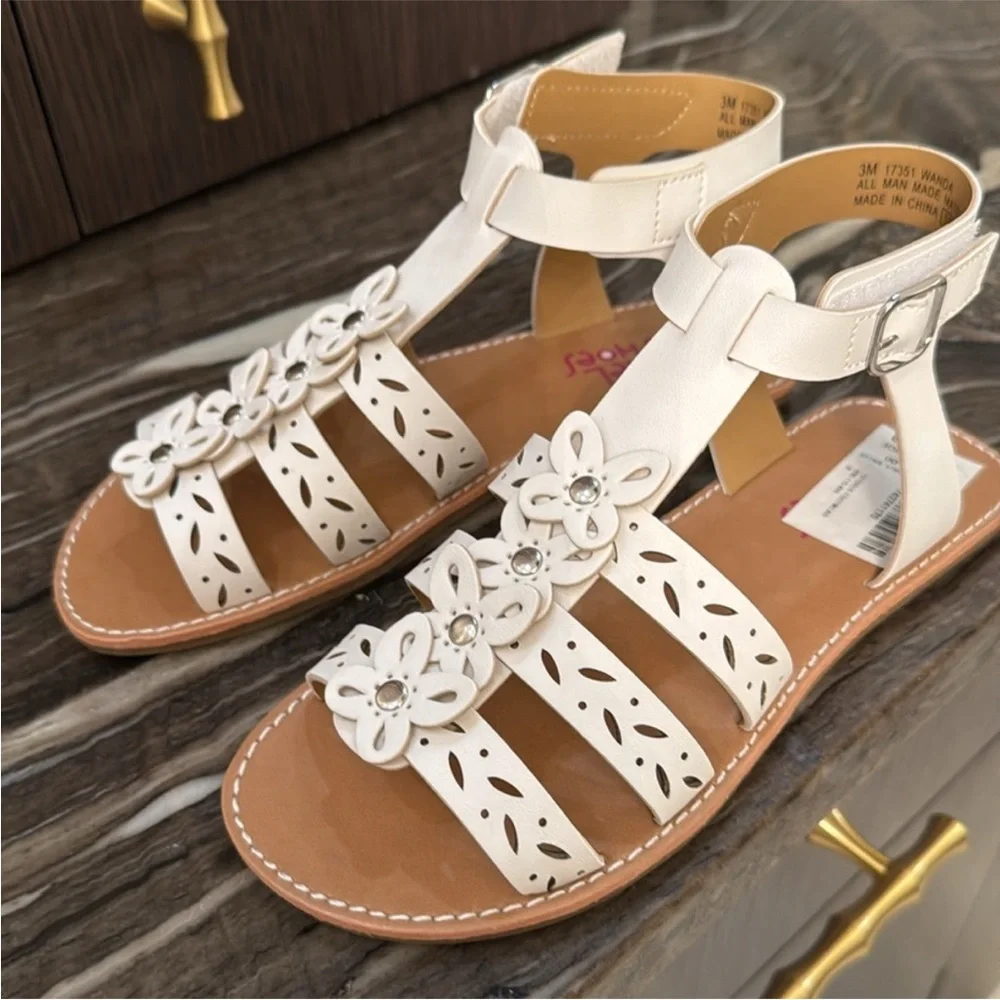 Rachel White Butterfly and Laser Cut Design Sandals NEW